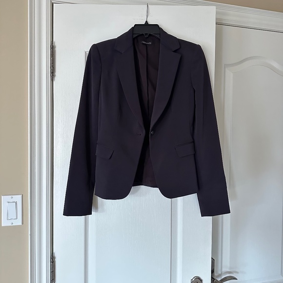 Tahari Blazer/Jacket, SIze 2, Eggplant (Purple) - Picture 5 of 15